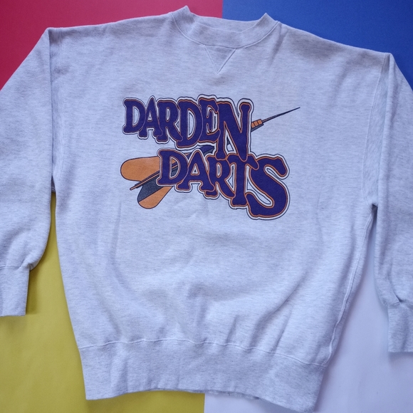 Vintage Other - Vintage Darden Darts Graphic Crewneck Sweater